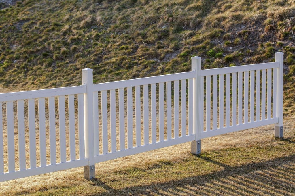 vinyl fencing designs